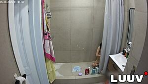 hey boyfriend, your girlfriend wants shower fun on reality show