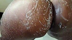 Madam Apple Bottom 52's Loud Ass Clapping Triggers Man's No-Sex Nut