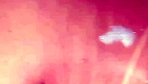 泡沫浴后大鸡巴猛干小穴 CUM SHOWER IN HER TIGHT PUSSY!