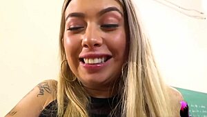 Jenna Foxx fists ebony pussy while athletic legs spread wide open