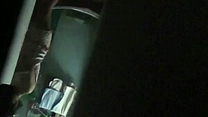 wanna fuck this hot neighborhood wife right now?