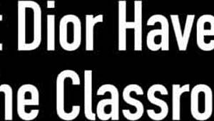 Jenna Foxx fists ebony pussy while athletic legs spread wide open