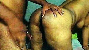 heena bhabhi takes full doggy chudayi from big cock hubby