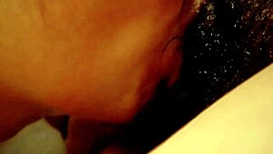 Cute Thai Girl First Amateur Fuck