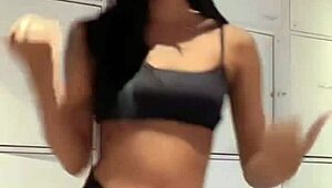 Mabio Rodriguues Rebolando Juicy Big Ass in Slow Motion