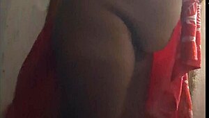 fresh from shower chubby ebony pussy drips with horny desire