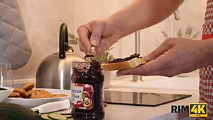 Sexy Girlfriend Starts Day Rimming in Kitchen