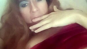 these hips move with pure pleasure in every sway