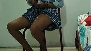 damn werita's juicy ass takes that huge dildo so deep in garage 😍🍑