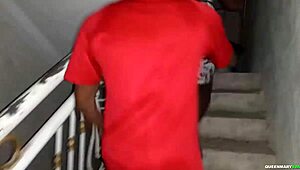 African babe travels from lagos for wild outdoor fan fuck