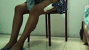 damn werita's juicy ass takes that huge dildo so deep in garage 😍🍑