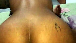 ai caralho look at this huge ass petite flashing tits n pierced nipples 😍🔥