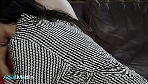 Smoking Hot Asian Facesits Shaved Pussy On Feast During Holiday Sofa Lick Fest