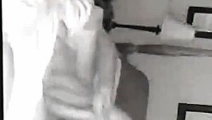 i'm gettin anal fucked by young stud milf