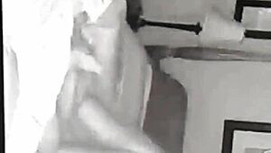 i'm gettin anal fucked by young stud milf