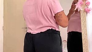 Chubby Ebony Brunette Farts in Big Ass Before Curvy Date Prep