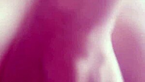 quer ver essa latina gostosa dando rapidinha no cu pro namorado?