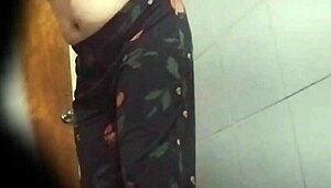 Spying on my hot Colombian stepmom shaving her pussy outdoors feels so naughty