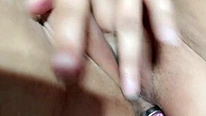 i'm fieryaries masturbating my ass with buttplug so naughty today