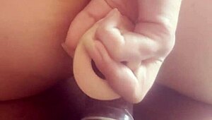 quer ver essa latina gostosa dando rapidinha no cu pro namorado?