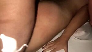 Primer anal de mi hijastra de 18 años con culo rosadito sexo duro