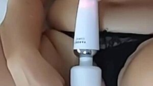 mon vibro pulse clito et lush bourre chatte en live