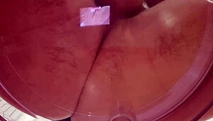 i'm your masseuse neighbor... rip my clothes n slap this big oiled ass while i ride ya hard?? 😩💦