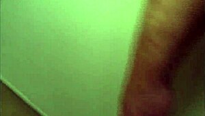 Pregnant blonde gets double penetrated barefoot?