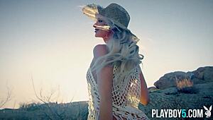 i crave emma hix's bubble butt petite teen posing nude outdoors