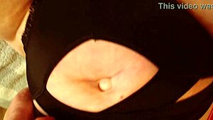 DAWNSKYE SHOWS BELLY BUTTON UNDER BOOBS ARMPITS KISSES