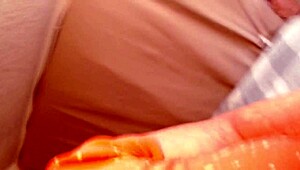 DAWNSKYE SHOWS BELLY BUTTON UNDER BOOBS ARMPITS KISSES