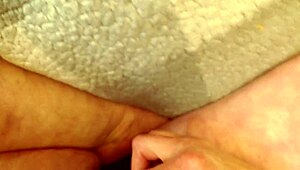 DAWNSKYE SHOWS BELLY BUTTON UNDER BOOBS ARMPITS KISSES