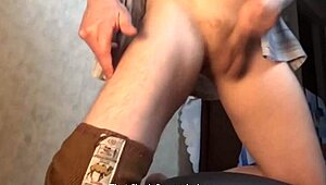 Daddy, watch my fat ass shake from hardcore rub? Dirty moans fill room as i cum loud