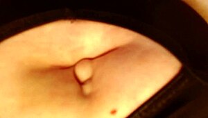 DAWNSKYE SHOWS BELLY BUTTON UNDER BOOBS ARMPITS KISSES