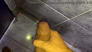 Look at this old cuckold husband jerking off close up in the bathroom like a total amateur.