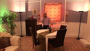 Wives Away Husbands Sneak Deepthroat Cowgirl Cumshots?