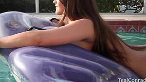 Mature Vicky Vette teases with huge tits pussy lips in lesbian play