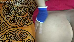 damn this indian stepmom looks so hot in homemade couple play 😈🔥