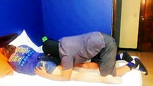 found neighbor milf alone so i dive in and suck that mature pussy 😋👅