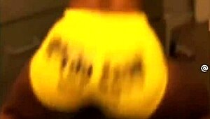 ebony babe's leggings hug her soft big ass like a water bed