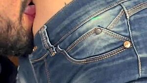 love this cute latina's sexy belly button closeup