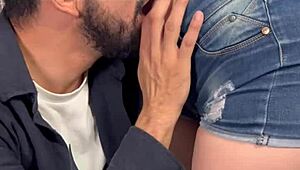 love this cute latina's sexy belly button closeup