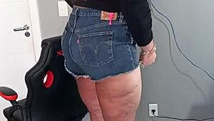 Tanned Babe Flaunts Sexy Shorts and Tan Lines Teasingly