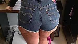 Tanned Babe Flaunts Sexy Shorts and Tan Lines Teasingly