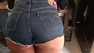 Tanned Babe Flaunts Sexy Shorts and Tan Lines Teasingly