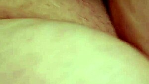 bbw amateur with big tits masturbates first time using her dildo