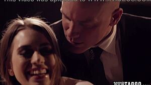 ohh boss dominatin n poundin me kinky milf secretary in office