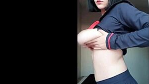 Alinorac bares huge tits in topless nude tease