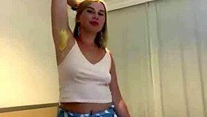 milf armpit fetish shave in heels 😈 trimmed legs
