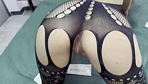 Hermosa Morrita Mexicana Gets Fucked Hard by Stepsis Boyfriend in Hot Interracial Game!